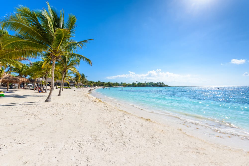 Cancún má opět čisté pláže